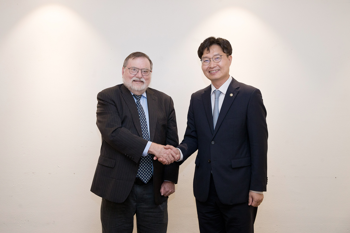  Vice Minister Koo Holds Meeting with Australia’s Chief Scientist 이미지
